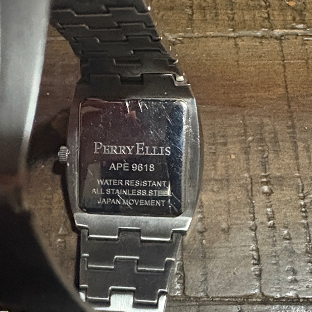 Perry Ellis Silver Watch - Picture 3 of 5